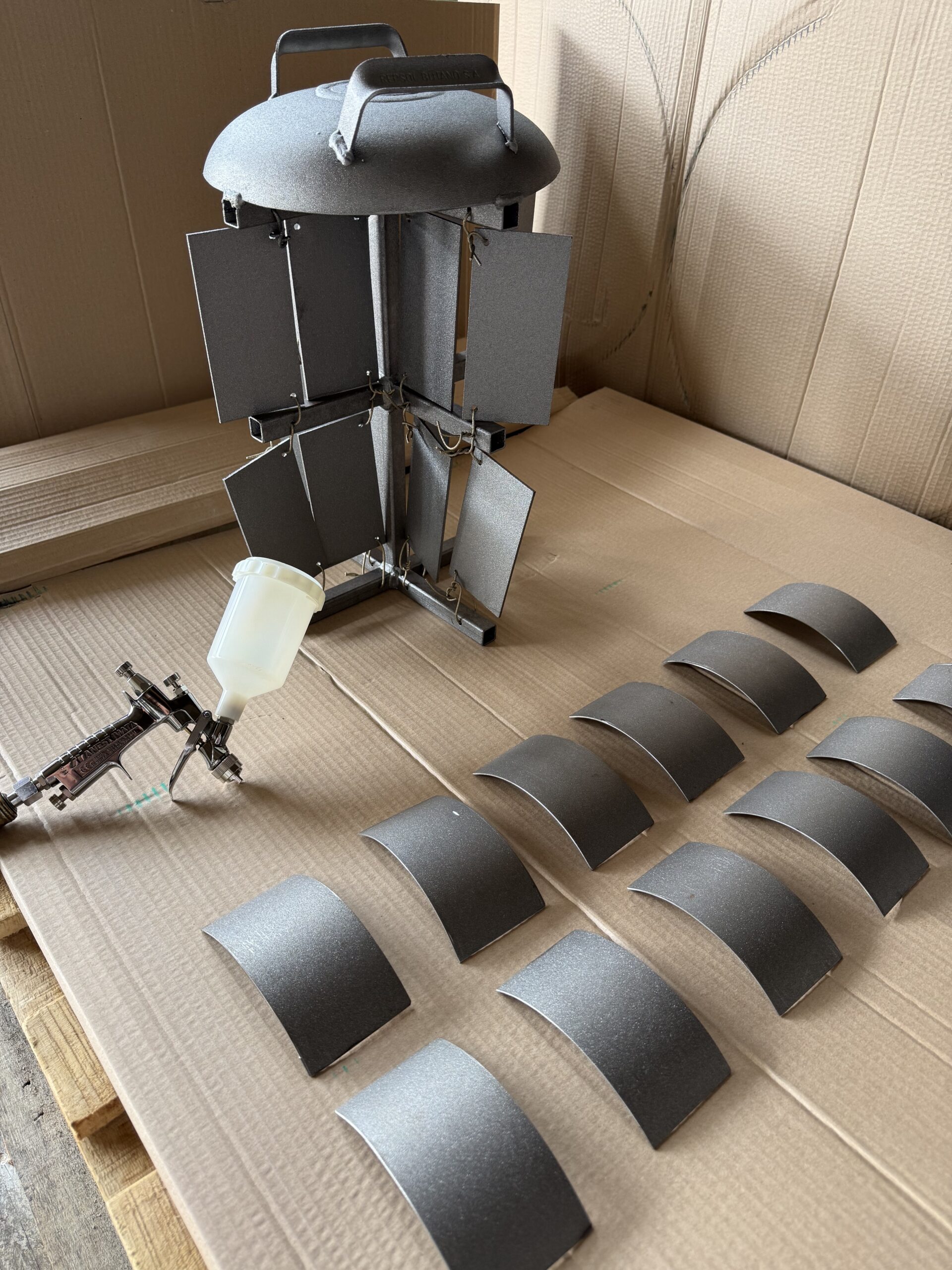 Validación de sistema bicapa sobre acero para recubrimientos industriales: proceso completo de granallado, imprimación y esmalte